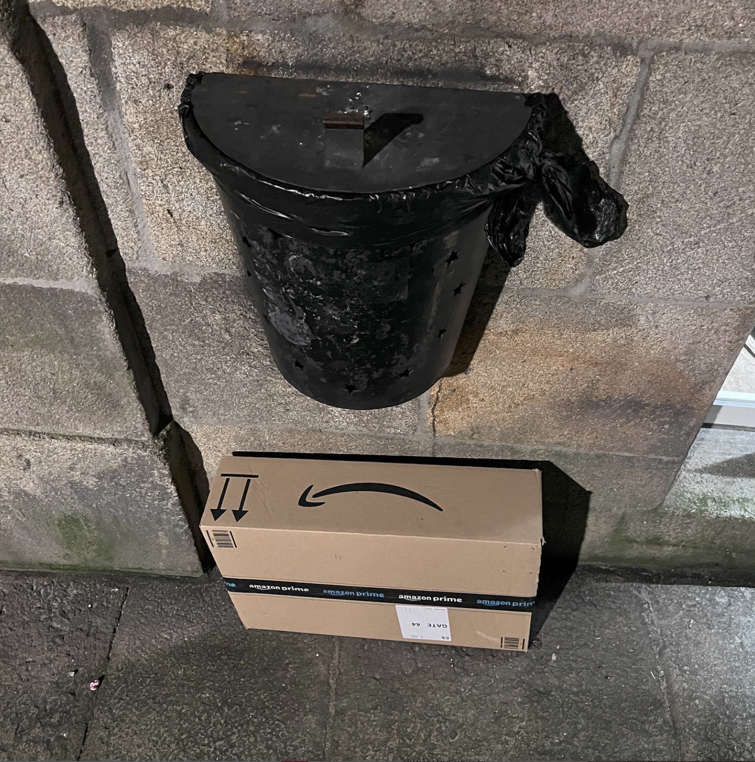 amazon-sad