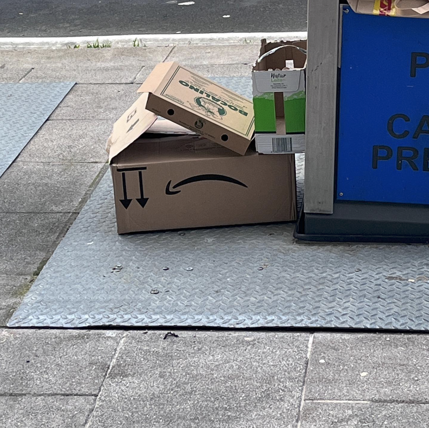 amazon-sad
