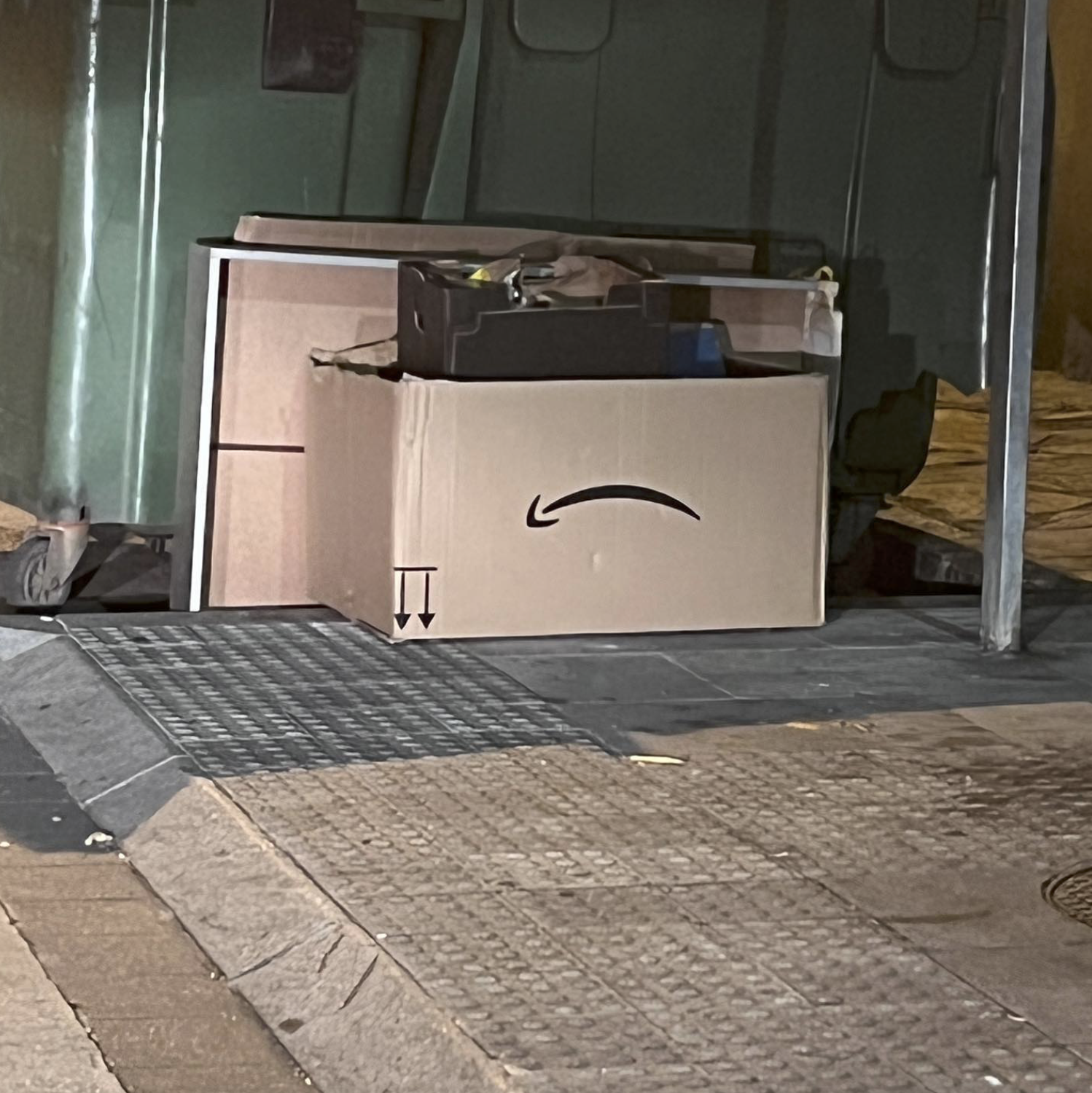 amazon-sad