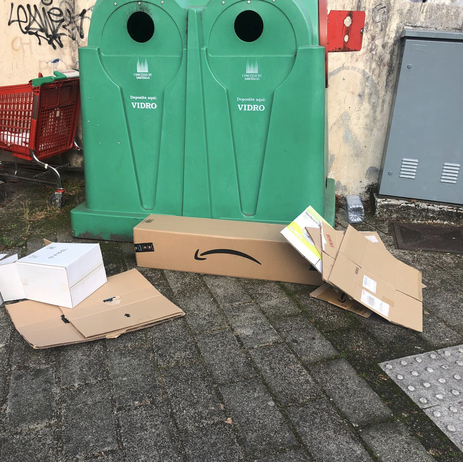 amazon-sad