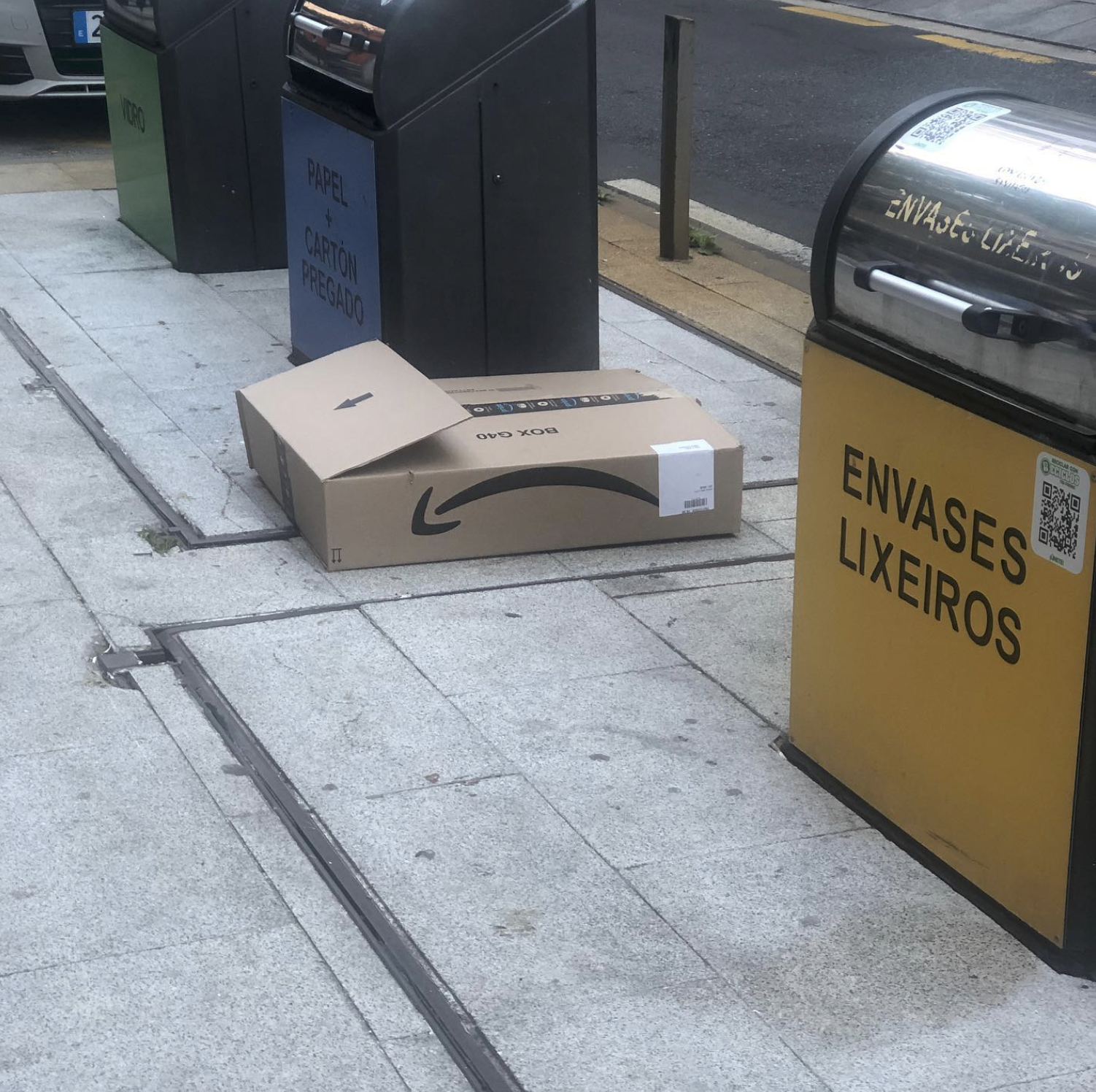 amazon-sad