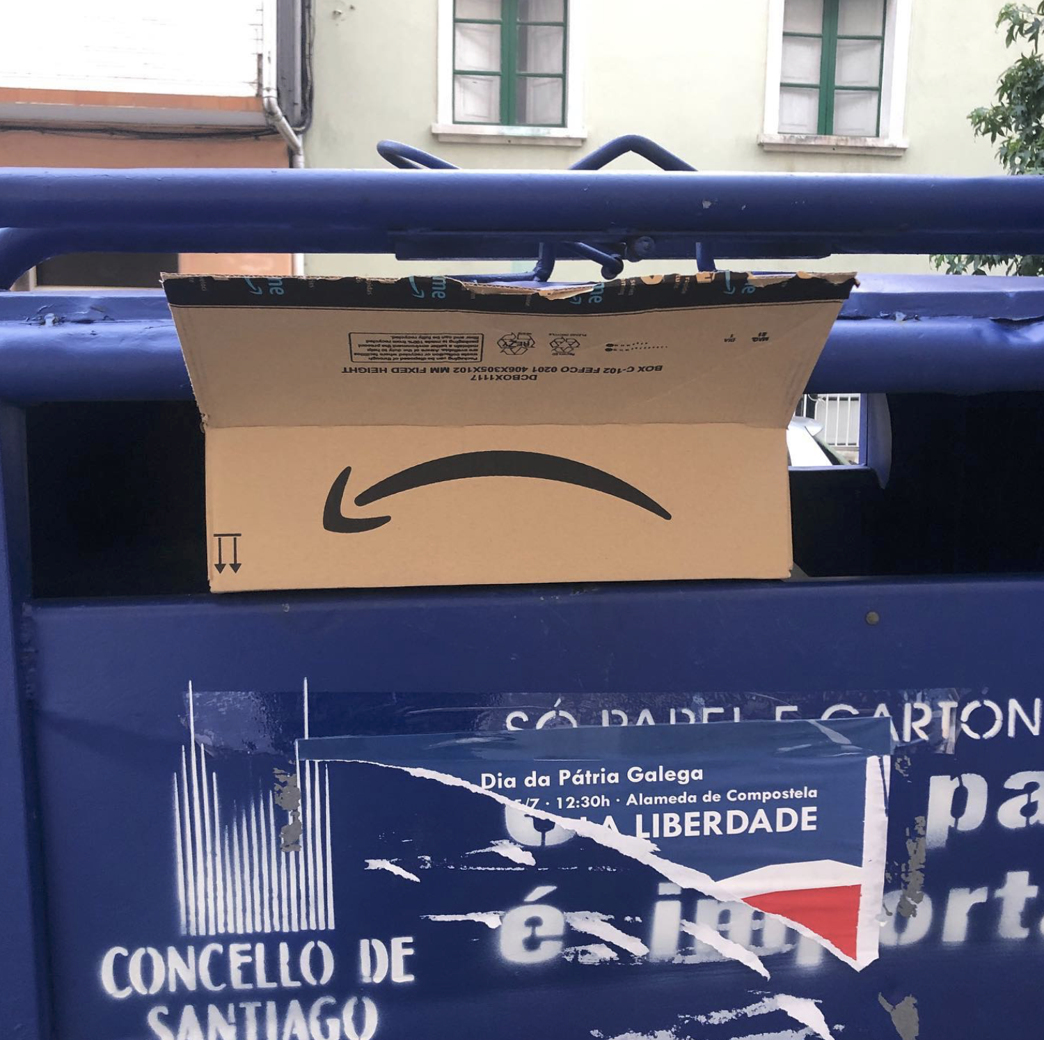amazon-sad