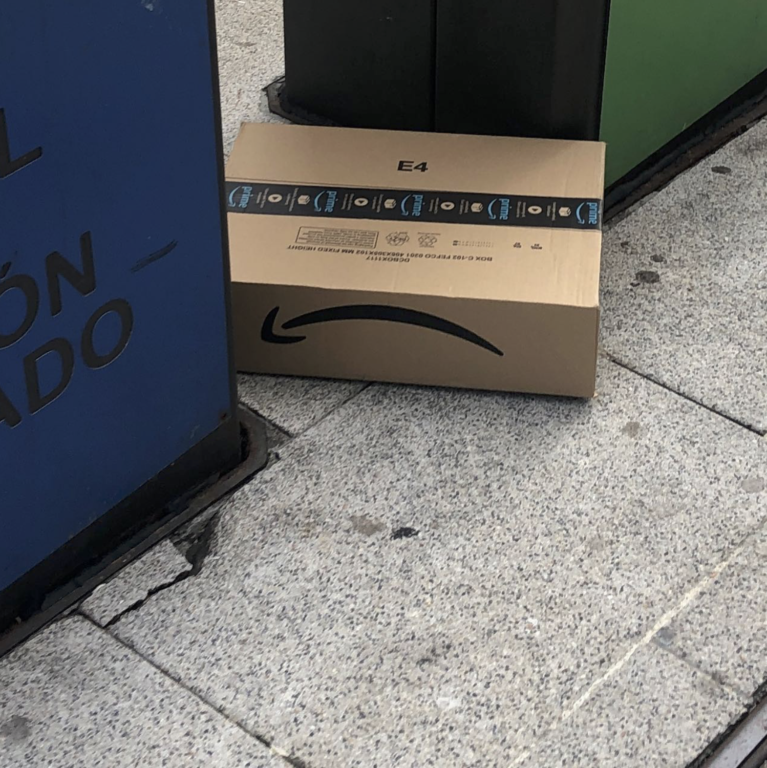 amazon-sad