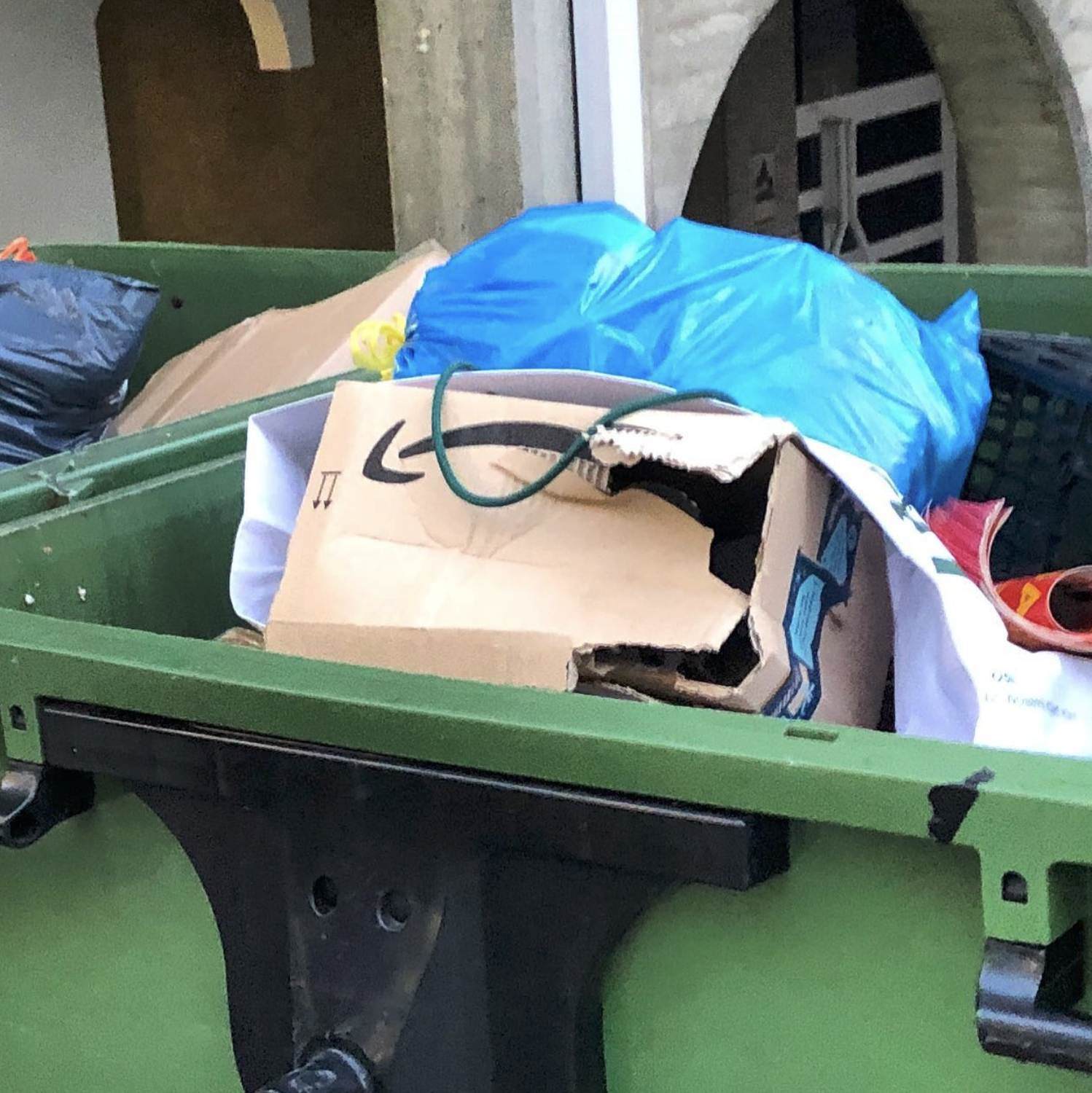 amazon-sad